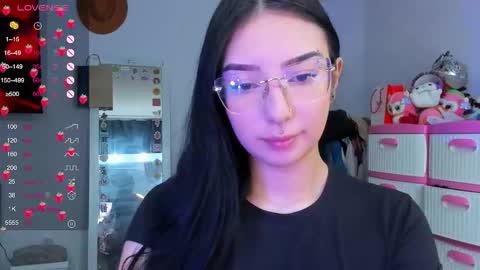 lily online show from November 4, 1:38 pm