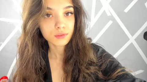 Aylin  online show from December 13, 8:54 am