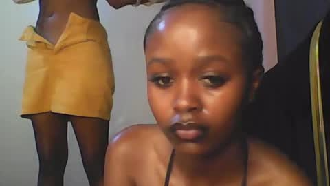 babybrown online show from June 25, 5:23 am