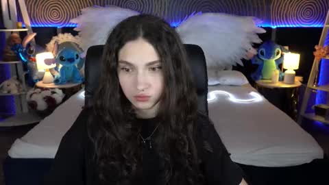 Sasha online show from November 24, 8:00 pm