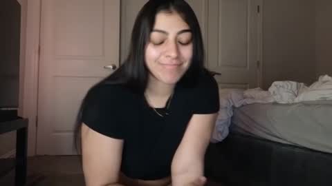 Snapshot of babygotbackends chatting on January 26, 5:13 am BabyGotBackends online show from January 26, 5:13 am