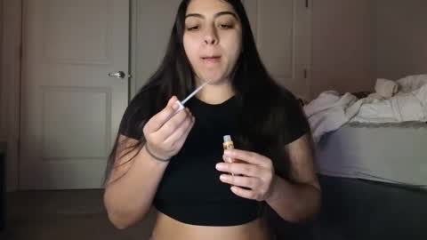 Snapshot of babygotbackends chatting on January 20, 7:04 am BabyGotBackends online show from January 20, 7:04 am