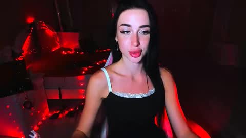 Miss Desire...do you remember online show from September 17, 4:16 pm