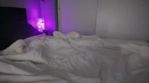Jade online show from May 8, 3:43 am