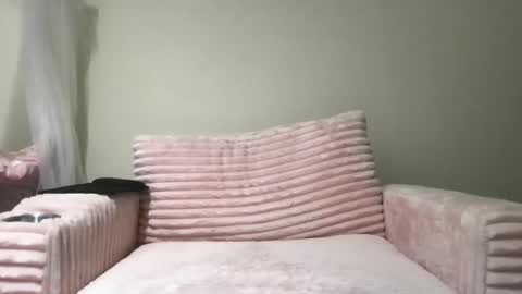 Bae online show from March 25, 1:03 pm