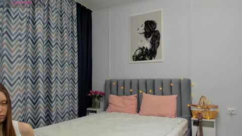 Kira online show from March 10, 11:38 pm