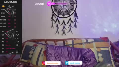 Snapshot of bandit_monkey chatting on February 15, 3:20 am V E R O N I C A online show from February 15, 3:20 am