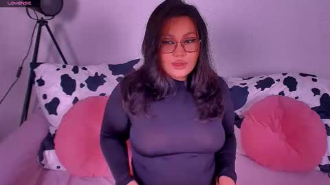 Barbie Kim online show from October 9, 8:02 pm