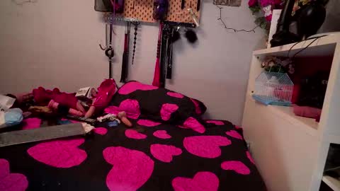 barbaraviciosa online show from February 6, 10:07 am