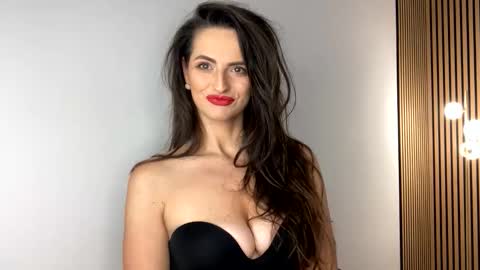 Snapshot of barbaraxoxox chatting on October 16, 5:21 am barbaraxoxox online show from October 16, 5:21 am