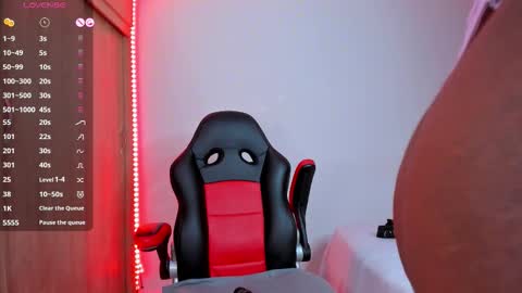 Nicolle  online show from October 29, 6:40 am