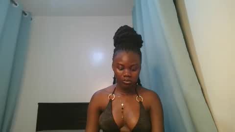 queen online show from January 31, 7:56 pm