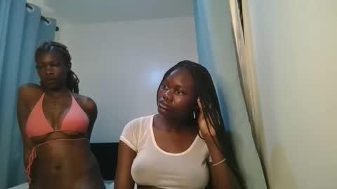 queen online show from March 14, 1:23 pm