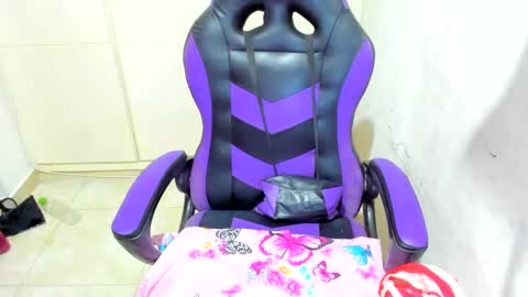 barbara roberts online show from December 30, 4:42 am