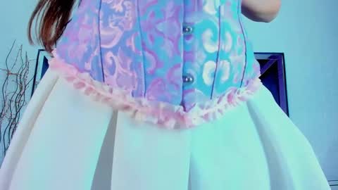 Snapshot of barbiegirl___ chatting on October 11, 5:56 am barbiegirl___ online show from October 11, 5:56 am