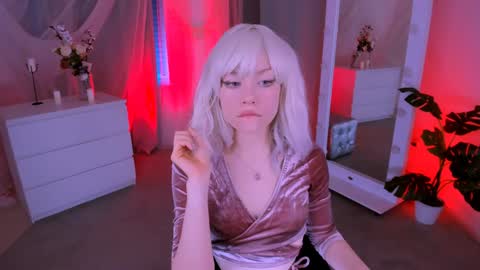 Ask me  online show from January 26, 9:40 pm