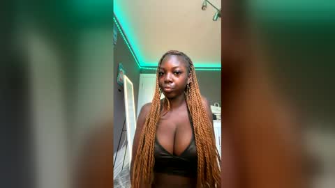 baylee_nicole18 online show from June 11, 11:29 am