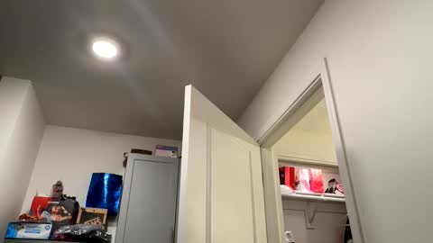 bbtits14 online show from December 23, 8:07 am