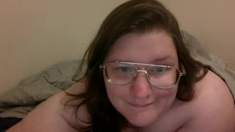 bbwlittlebear online show from June 22, 2:27 am