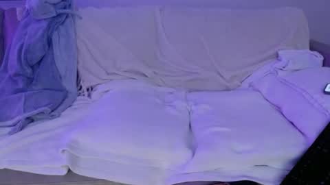 BeachyMILF online show from February 8, 12:47 am