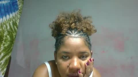 beatriicee online show from May 13, 12:28 am