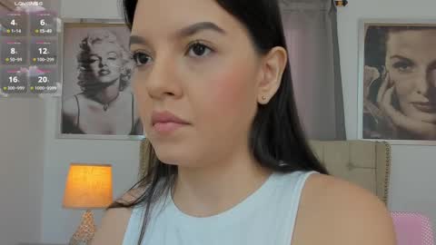 Snapshot of beautyari_ chatting on March 11, 12:06 pm Ariana Reyes online show from March 11, 12:06 pm