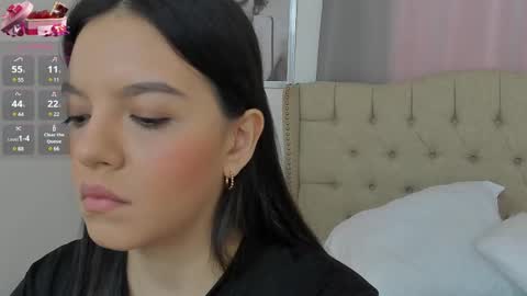 Snapshot of beautyari_ chatting on February 26, 12:27 pm Ariana Reyes online show from February 26, 12:27 pm