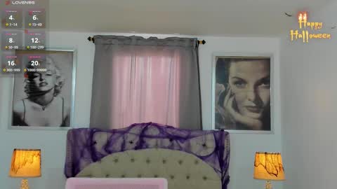 Snapshot of beautyari_ chatting on October 15, 1:03 pm Ariana Reyes online show from October 15, 1:03 pm