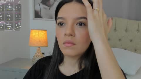 Snapshot of beautyari_ chatting on March 10, 12:17 pm Ariana Reyes online show from March 10, 12:17 pm