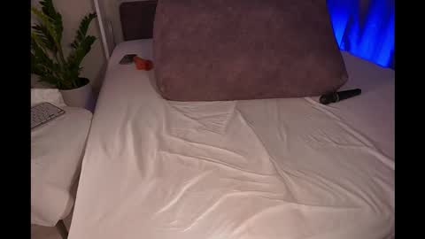 Sophie online show from March 7, 9:44 pm