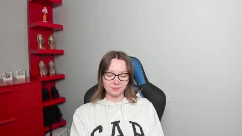 Zoe online show from April 23, 5:59 am