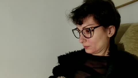 Raluca online show from January 13, 7:51 pm