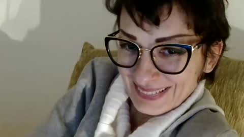 Raluca online show from February 22, 5:36 pm