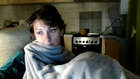 Snapshot of bebacksooon chatting on October 12, 7:05 pm Raluca online show from October 12, 7:05 pm