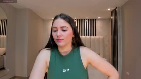 Am Becca online show from February 18, 7:32 pm