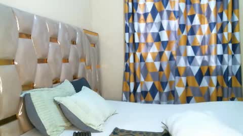 jamie online show from December 4, 6:59 am