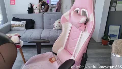 Amber UwU IM MOVING AND IS CRAZY ILL BE BACK VERY SOON 3 MISS YA ALREADY online show from April 5, 7:57 pm