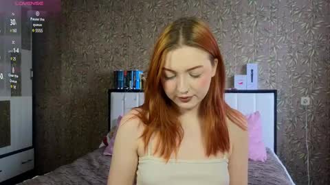 Snapshot of beep_beep_ameli chatting on February 3, 6:13 am Amelia online show from February 3, 6:13 am