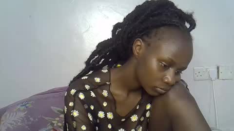 beeswee online show from December 24, 8:22 am