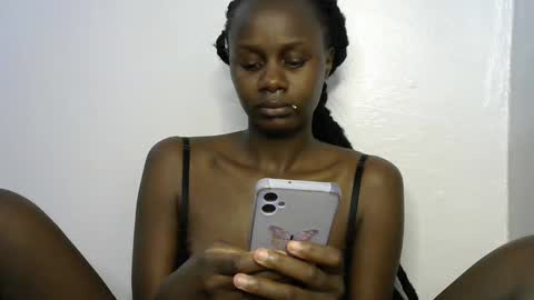 beeswee online show from January 15, 7:12 pm