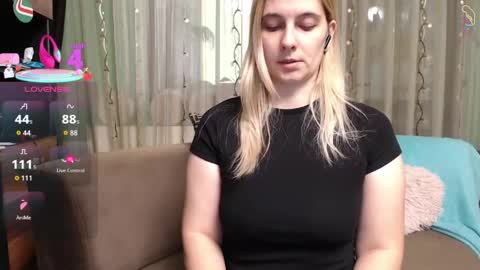 Antonia online show from May 26, 7:51 am