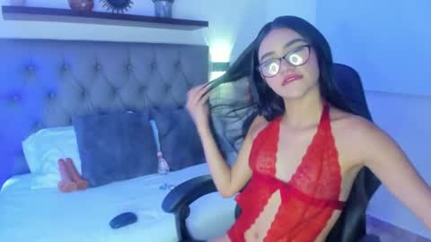 B E L L A online show from July 14, 2:38 am