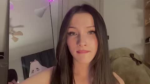 Bella next stream December 2 at 9pm gmt online show from November 5, 2:50 am