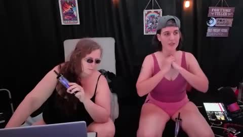 Bella James online show from November 4, 10:37 pm