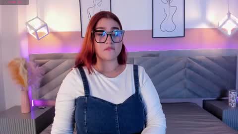 Bella online show from July 3, 1:39 pm