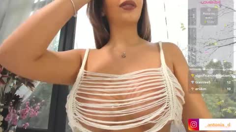 bella_posh online show from November 15, 8:37 am