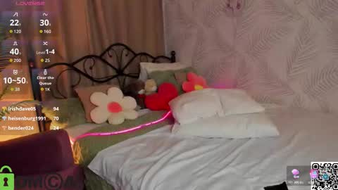 Linda Bella online show from December 22, 2:36 am