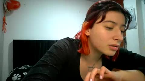 bella_thorne1999 online show from June 16, 4:02 am