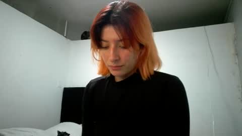 bella_thorne1999 online show from July 30, 1:17 am