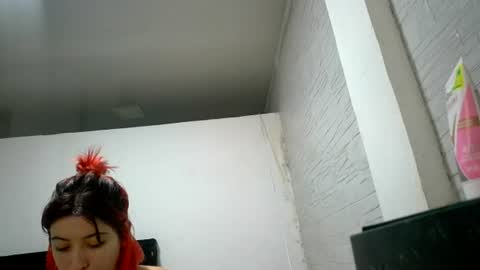 bella_thorne1999 online show from July 2, 3:34 am